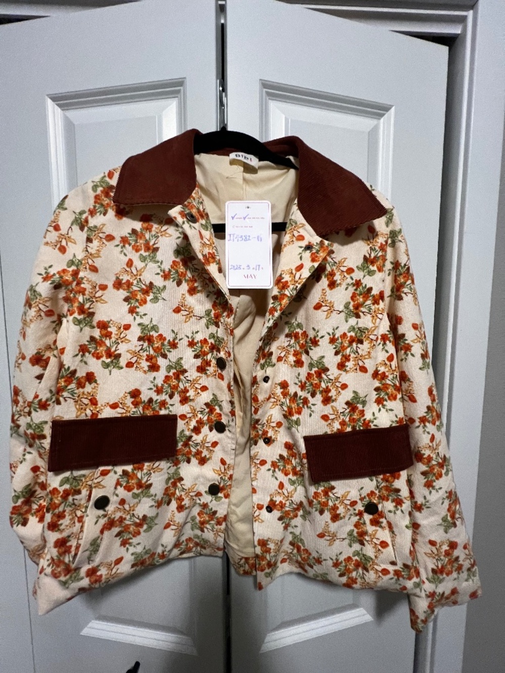 New With Tags BiB! Floral Corduroy Barn Jacket size Small